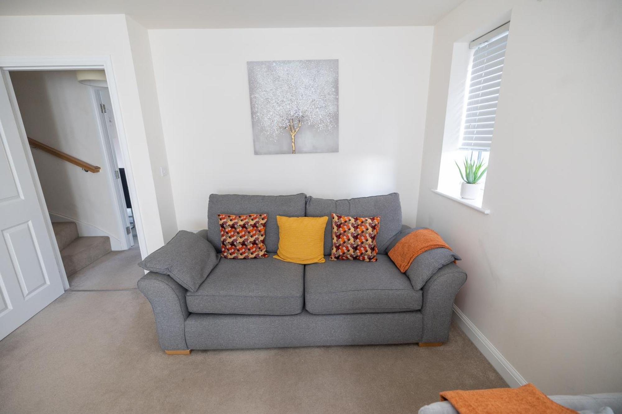 Home In Hugglescote - Long Stays Coalville Buitenkant foto